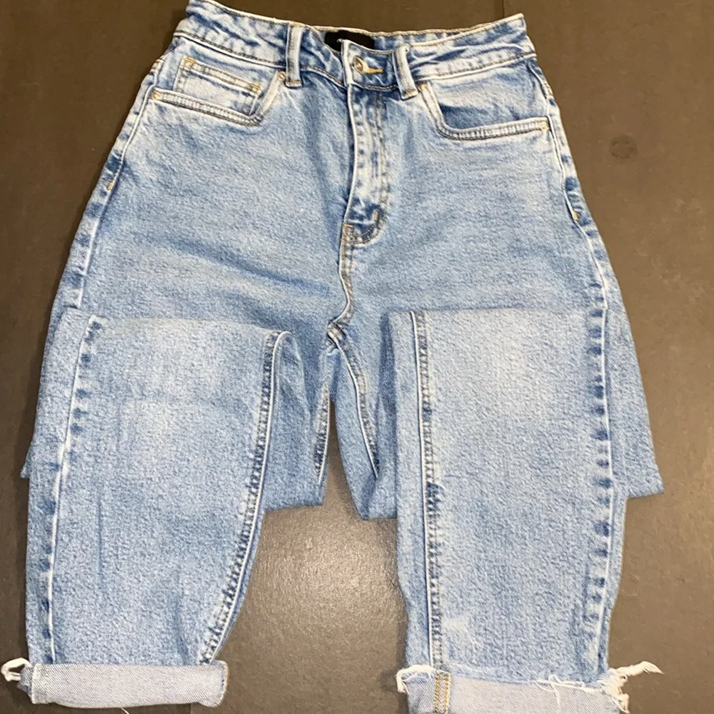 Vero Moda Denim 25/32 High Rise Crop Ankle Washout Distress Jeans - Picture 5 of 14